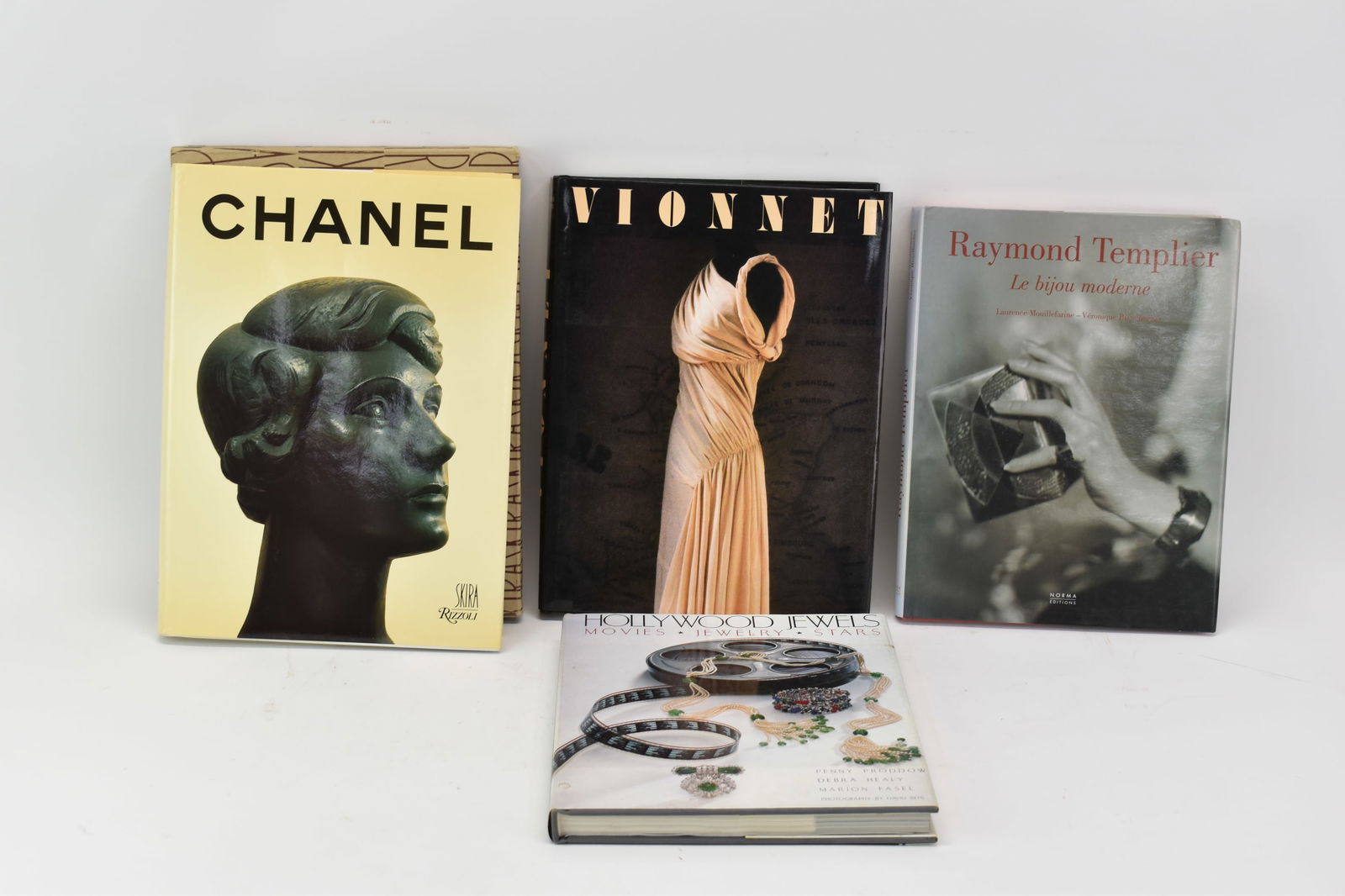 Group of Assorted Books on Jewelry (1 of 15)