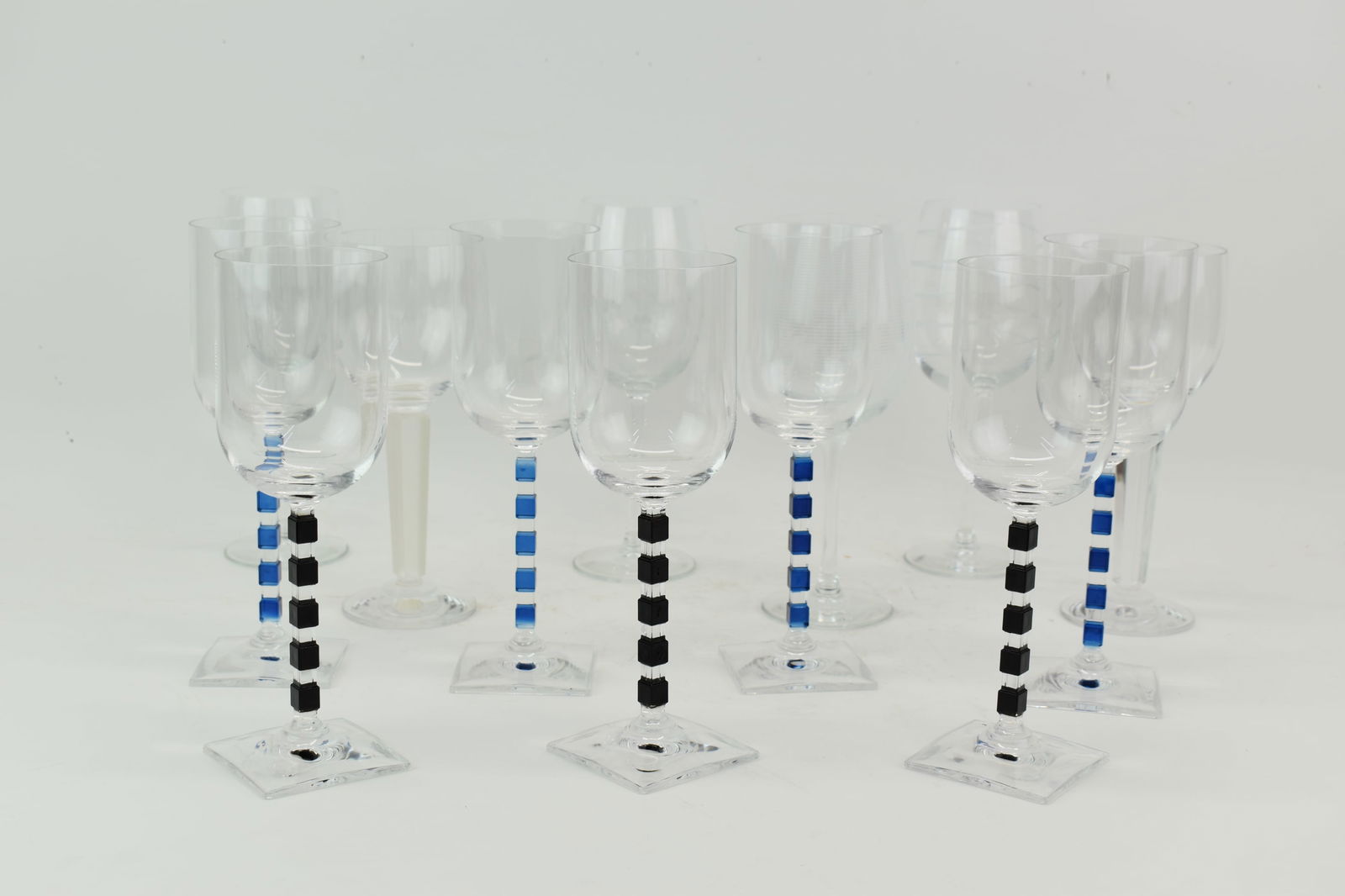 Set of Six Mikasa Viewpoint Stemware Glasses (1 of 8)