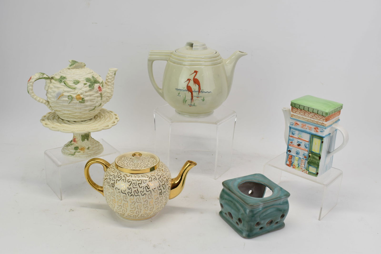 Group of Assorted Porcelain Tea Pots (1 of 10)