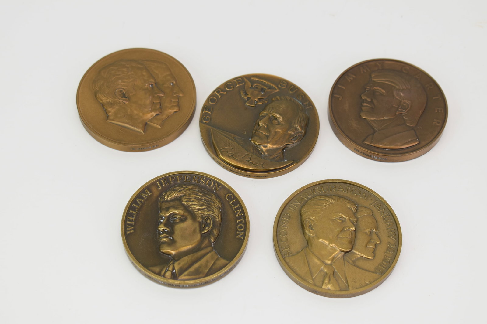 Set of 5 Presidential Inauguration Bronze Medallions: Set of 5 Presidential Inauguration Bronze Medallions Set of 5 Presidential Inauguration Bronze Medallions. Comprising Ronald Reagan and George Bush, William Clinton, Jimmy Carter, George Bush, Richard