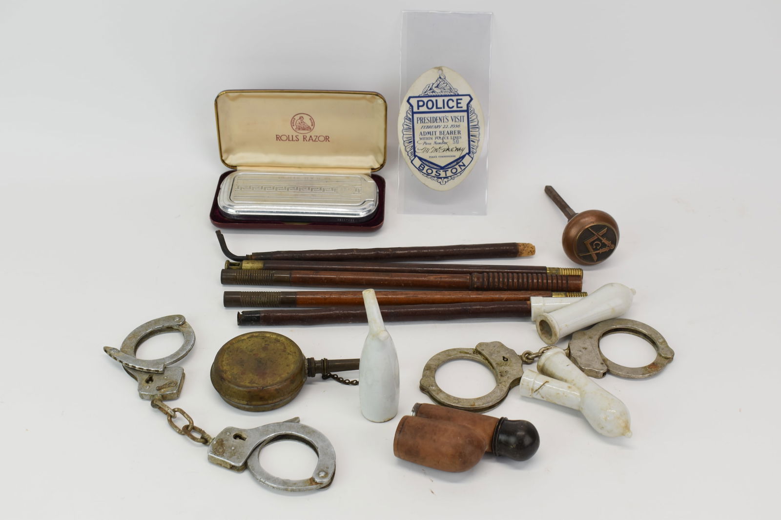 Group of Assorted Gentleman Articles (1 of 8)