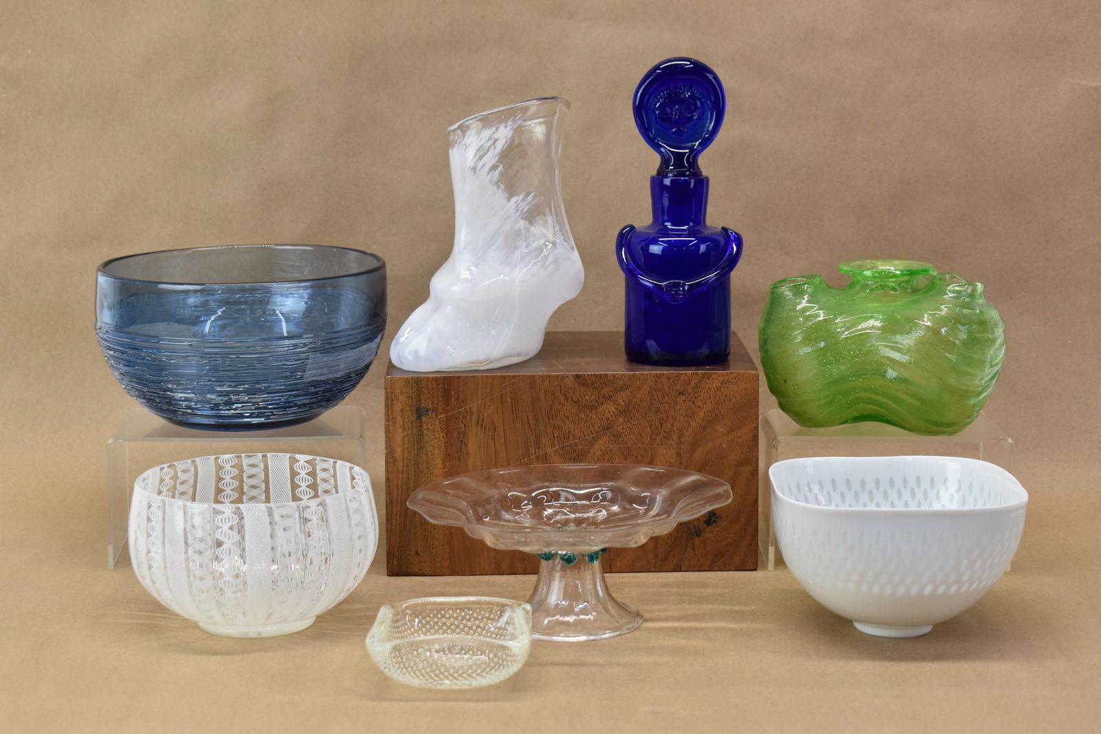 Group of Assorted Modern Glass Table Articles (1 of 15)