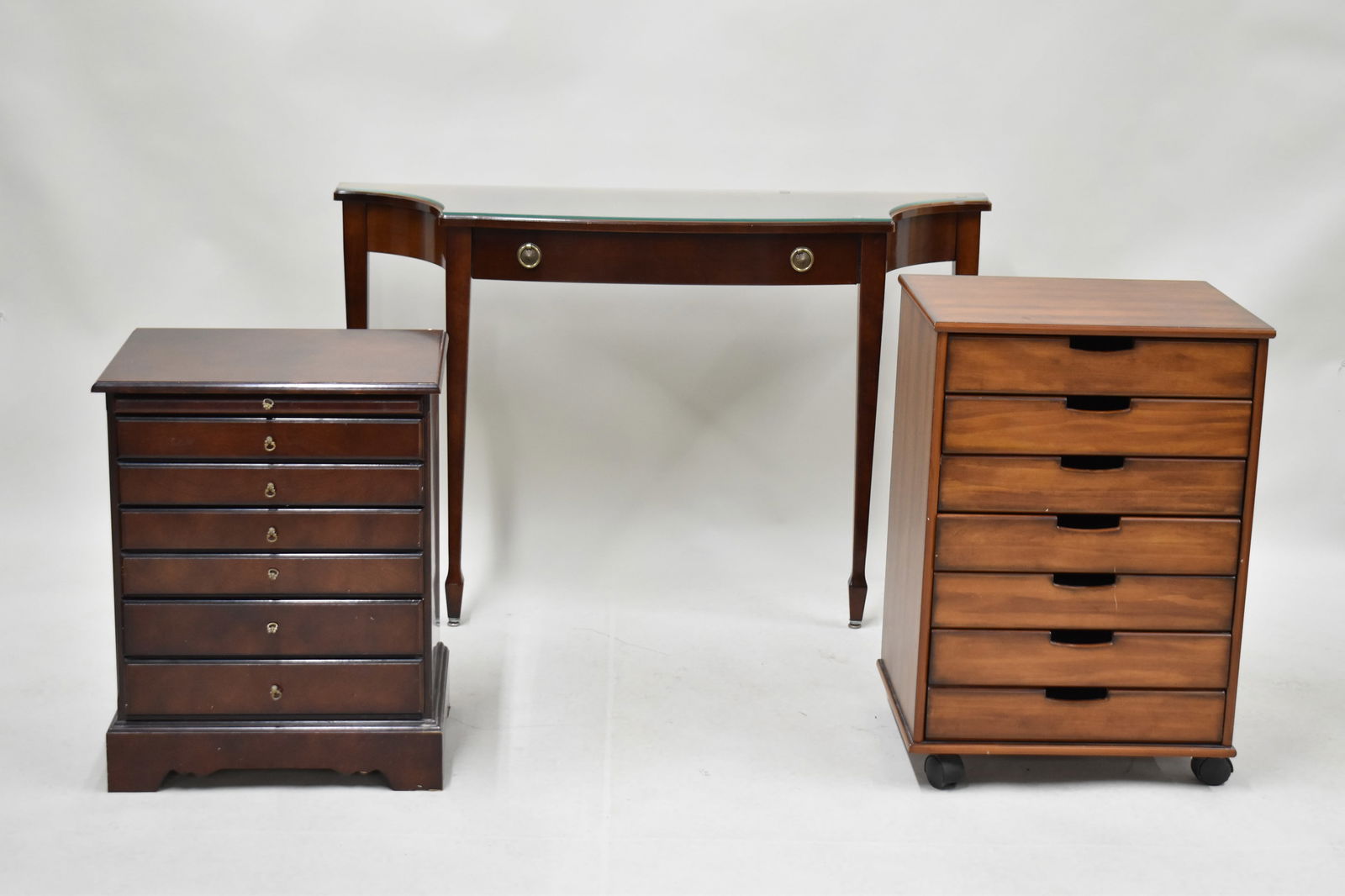 Federal Style Mahogany Console Table (1 of 12)