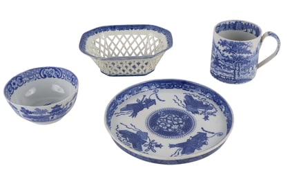 Four Blue and White Porcelain Table Articles