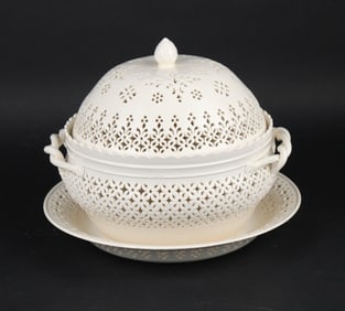 Leedsware Creamware Covered Tureen and Underplate