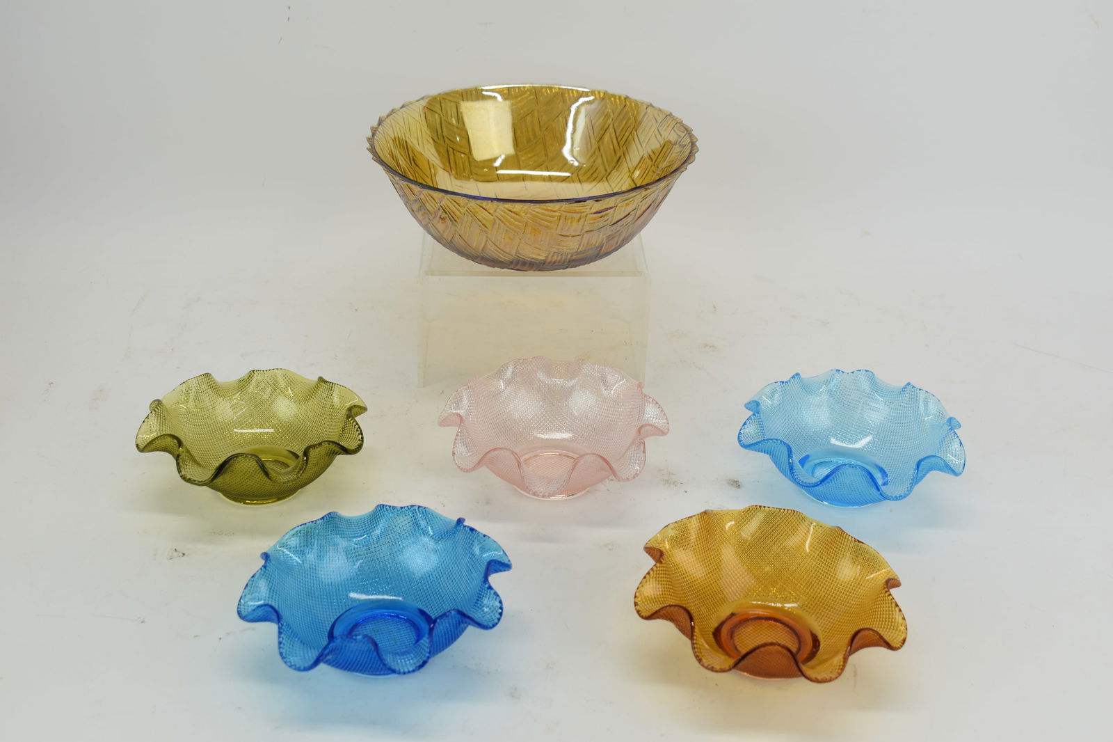 Vintage Colony Glass Waffleware Ice Cream Bowls (1 of 9)
