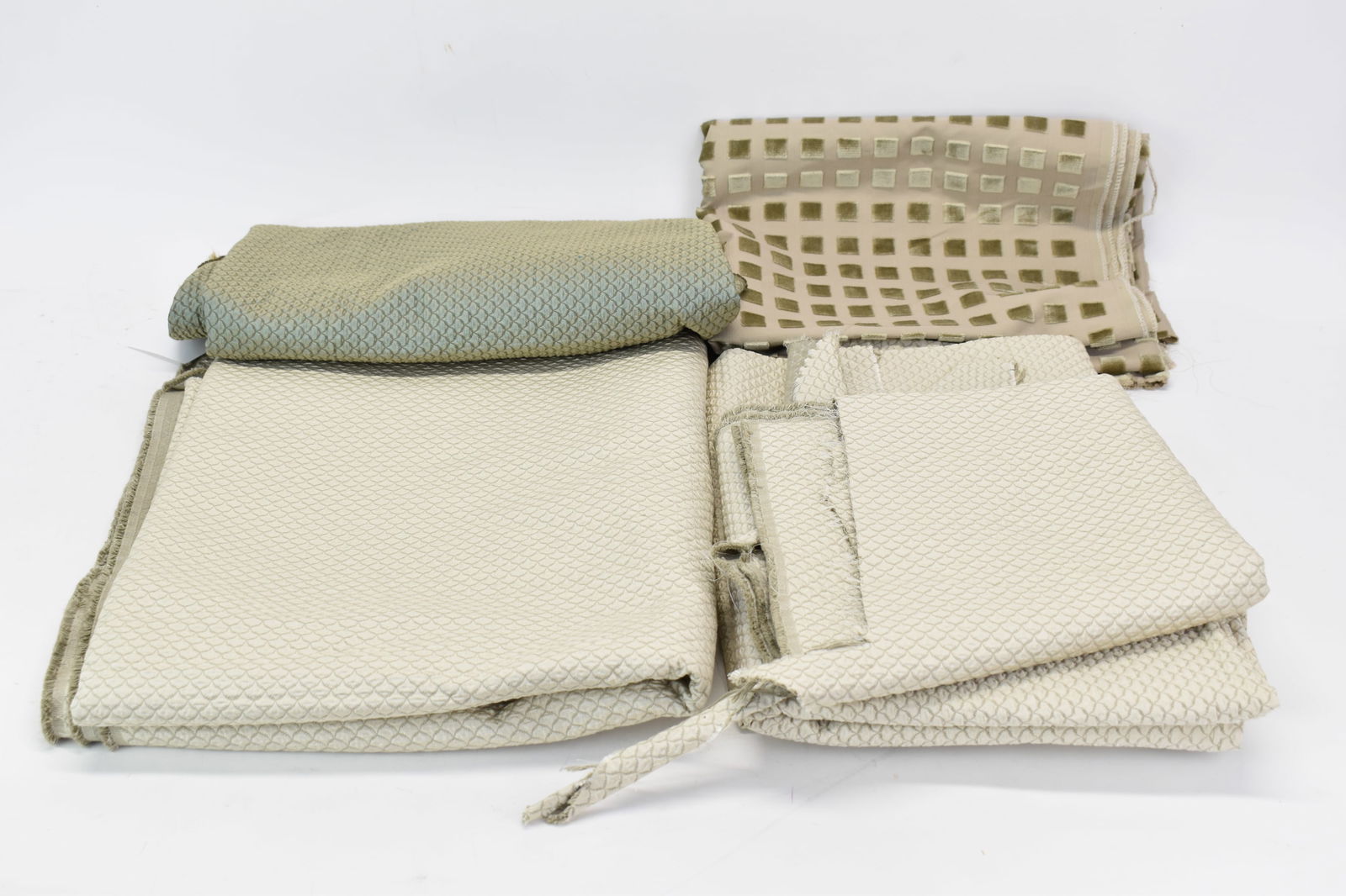 Group of Assorted Jim Thompson Fabric Pieces (1 of 9)