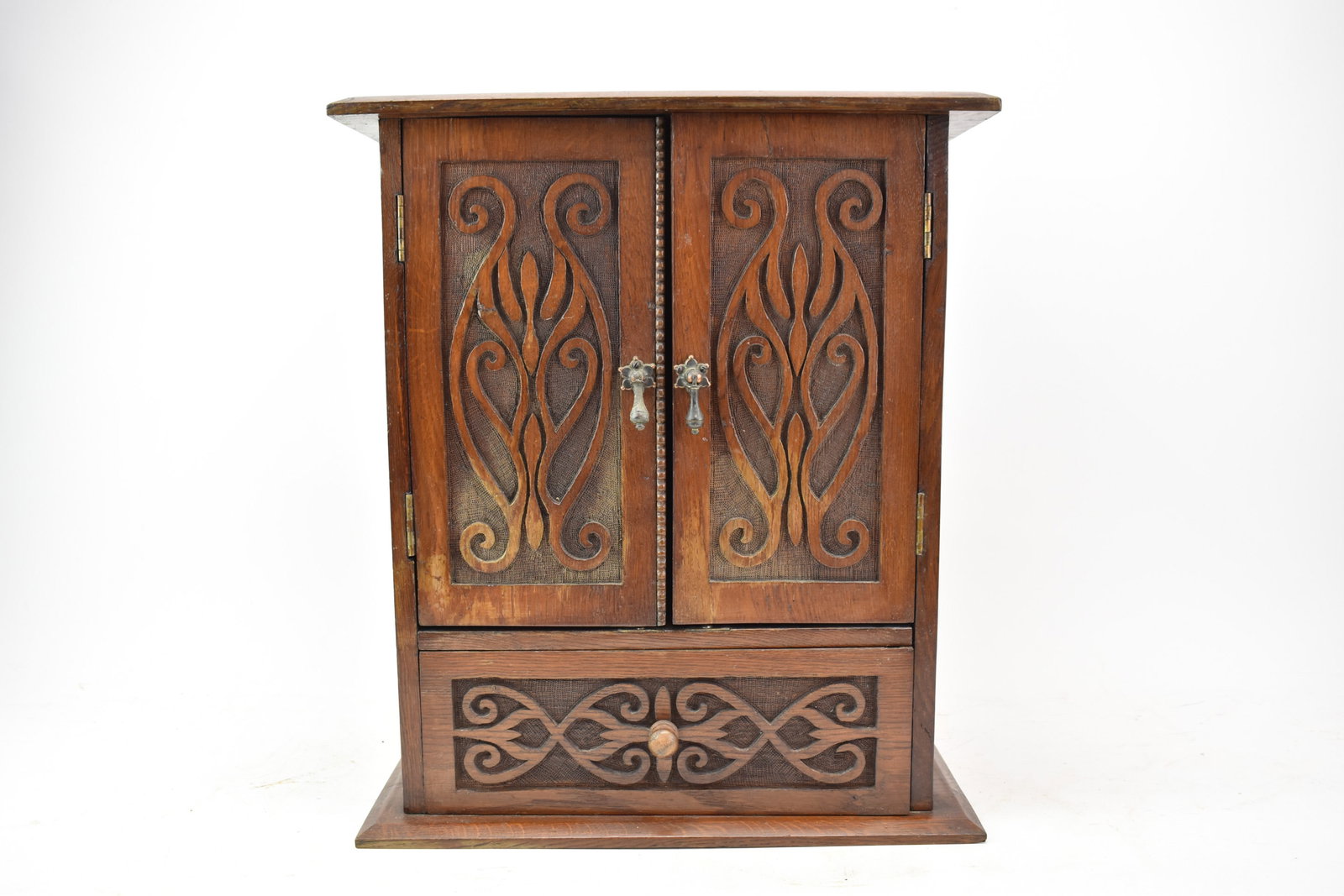 Diminutive Oak Two Door Cabinet: Diminutive Oak Two Door Cabinet Diminutive Oak Two Door Cabinet with lower drawer. Used condition, wear, worn, 18" tall x 15 1/4" x 10 1/4"