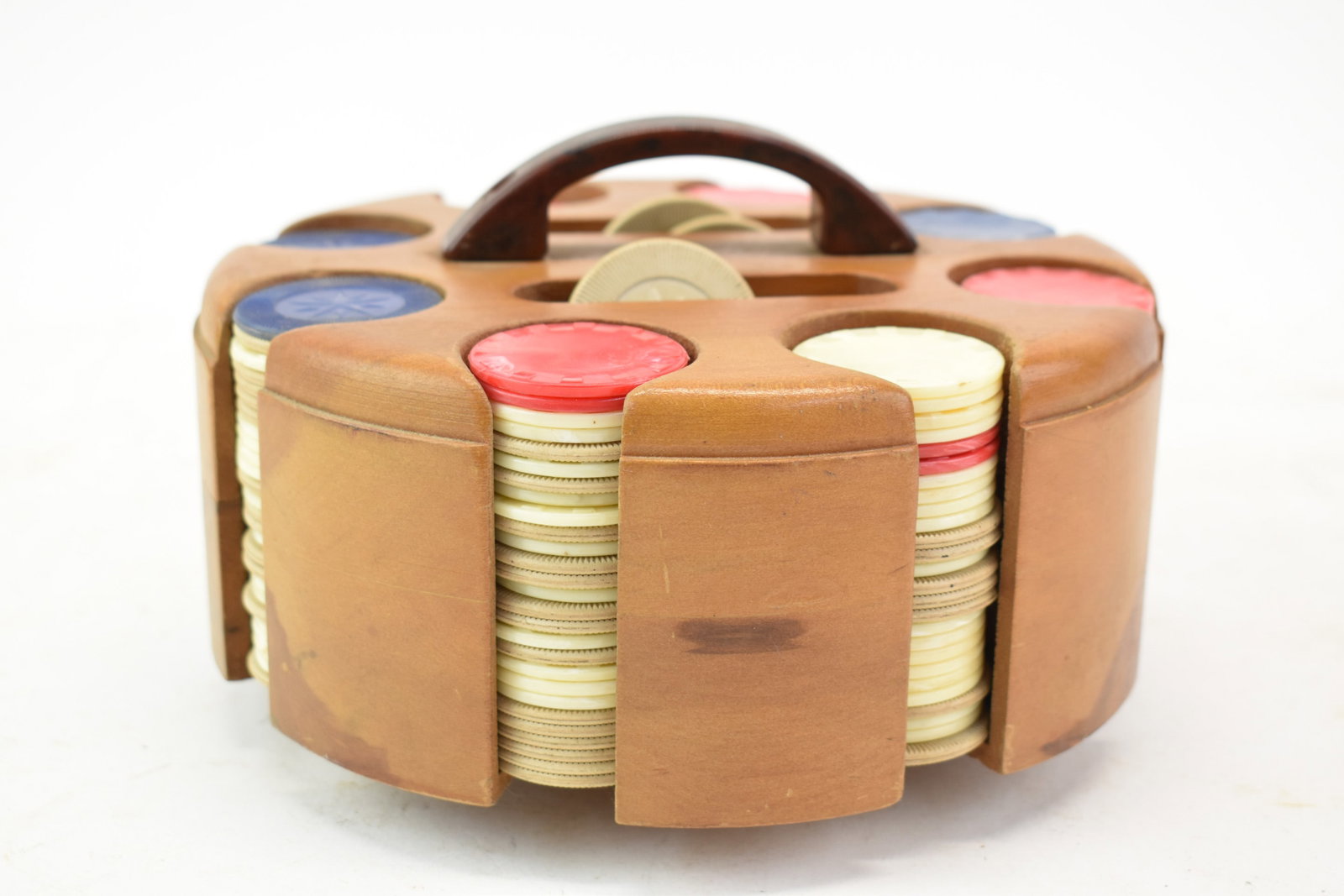 Vintage Bakelite Poker Chips (1 of 5)