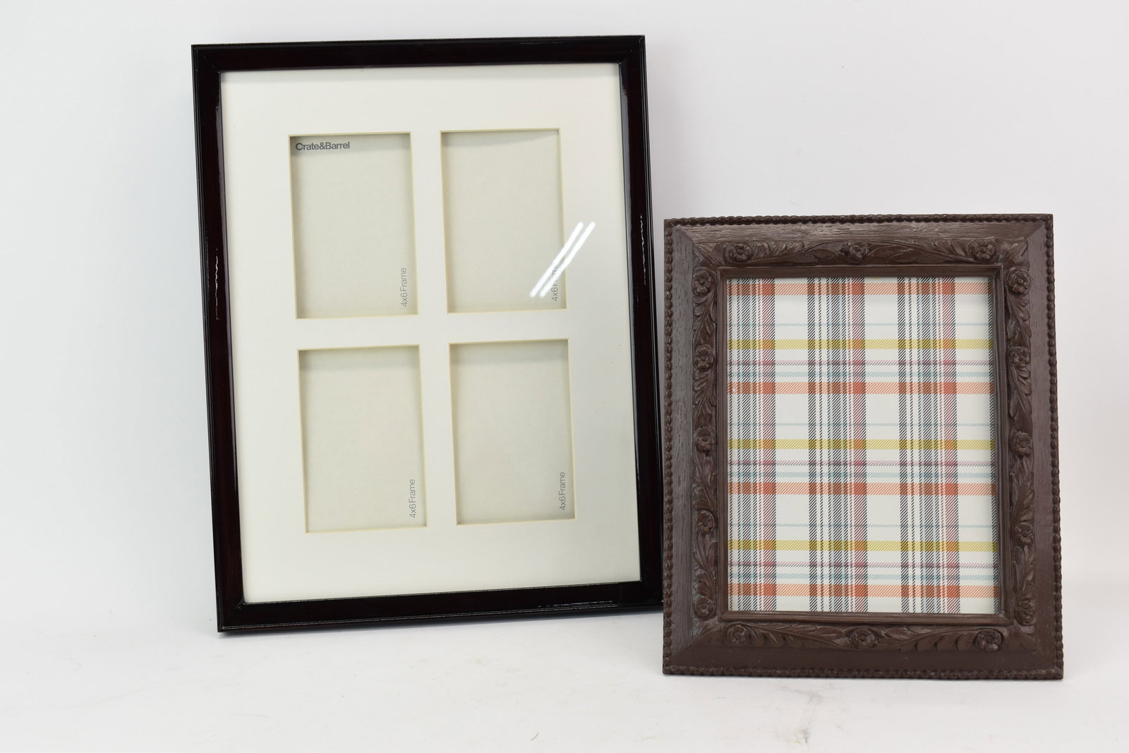 Crate & Barrel Tatami Gallery Wall Photo Frame: Crate & Barrel Tatami Gallery Wall Photo FrameCrate & Barrel Tatami Gallery Wall Photo Frame, holds four 4" x 6" photos, having off white matt and dark high-sheen frame in original box, toge