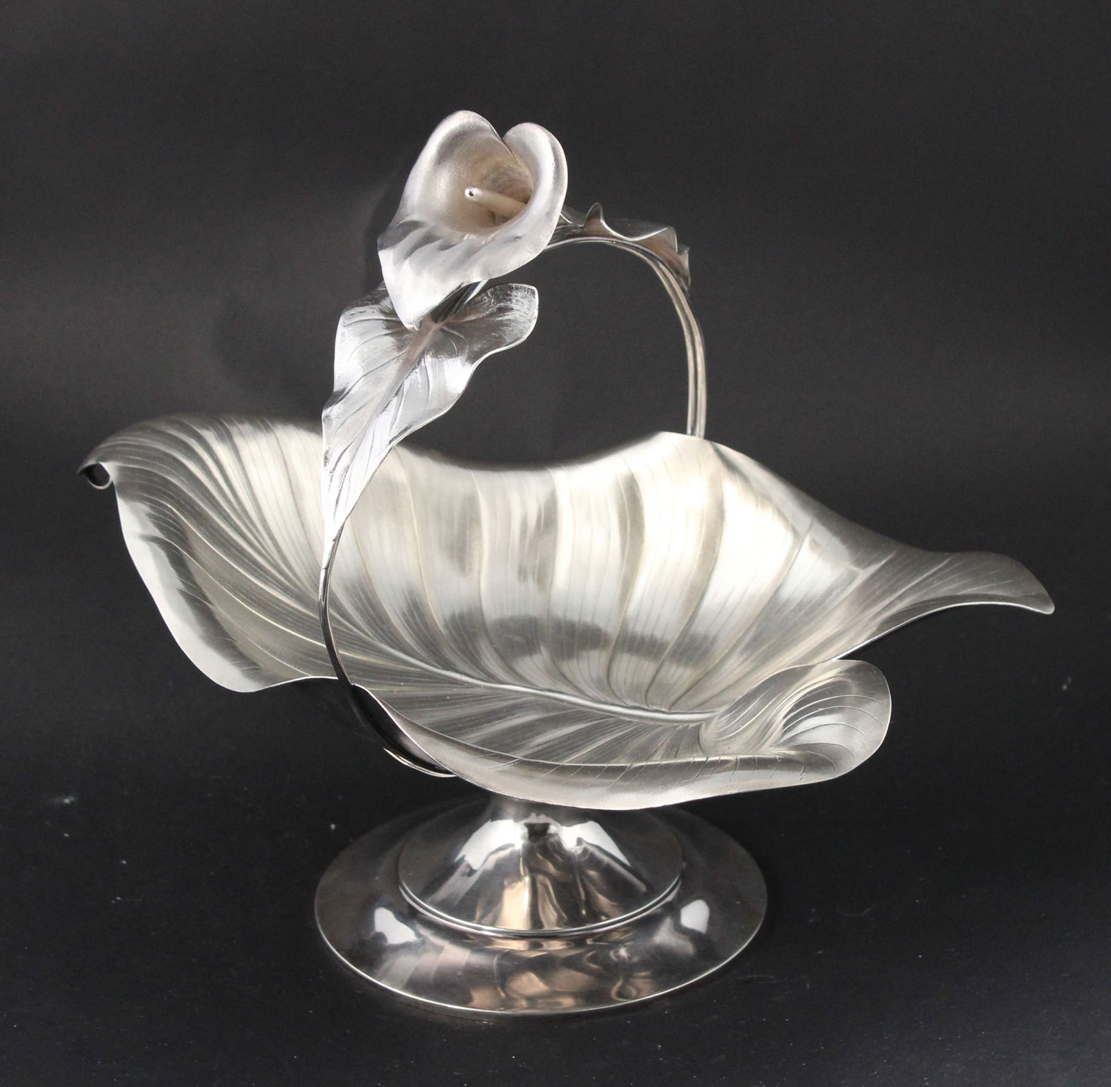 Whiting Sterling Silver Cala Lily Handled Basket (1 of 6)