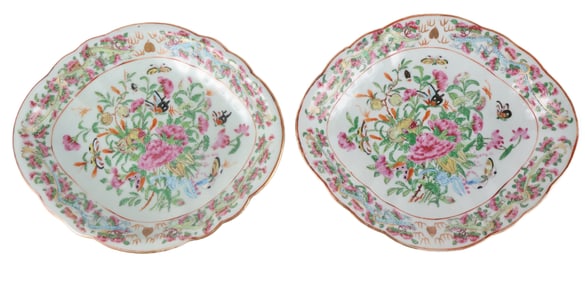 Pair of Chinese Famille Rose Porcelain Shaped Shallow Dishes