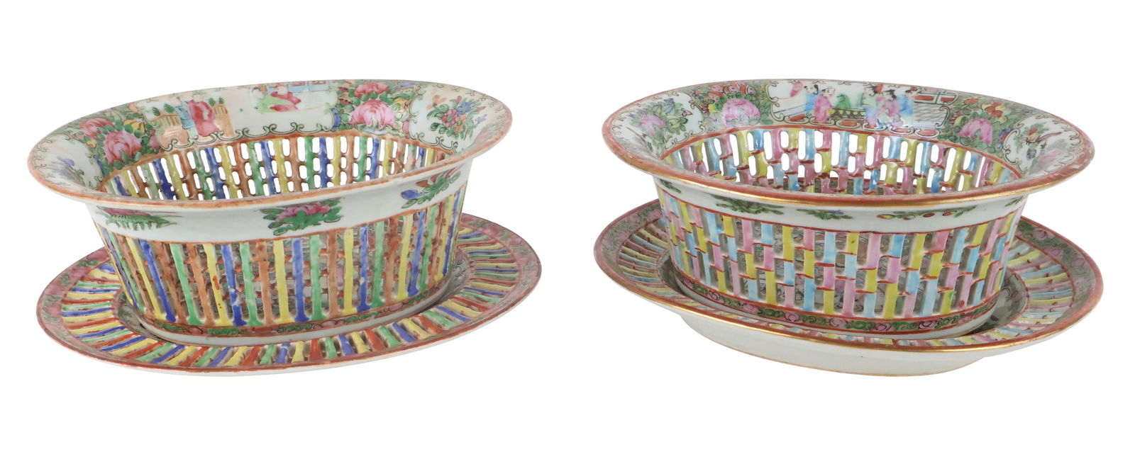 Two Chinese Rose Medallion Chestnut Baskets (1 of 16)