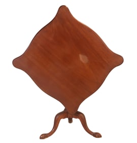 Chippendale Mahogany Tilt-Top Tea Table