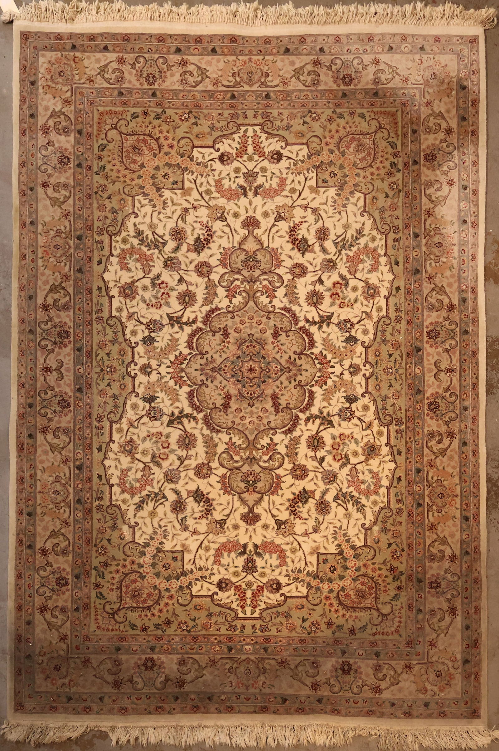 Wool and Silk Sino-Tabriz Carpet (1 of 6)