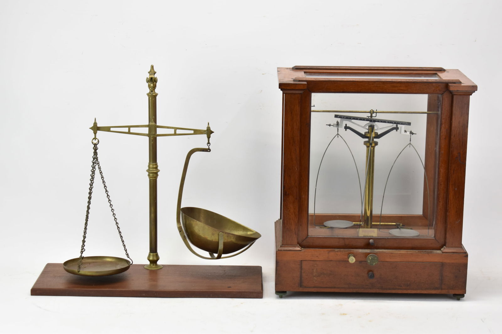 Antique Elmer & Amend New York Apothecary Scale (1 of 10)