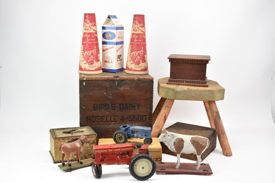 Group of Assorted Dairy and Kitchen Memorabilia (1 of 20)