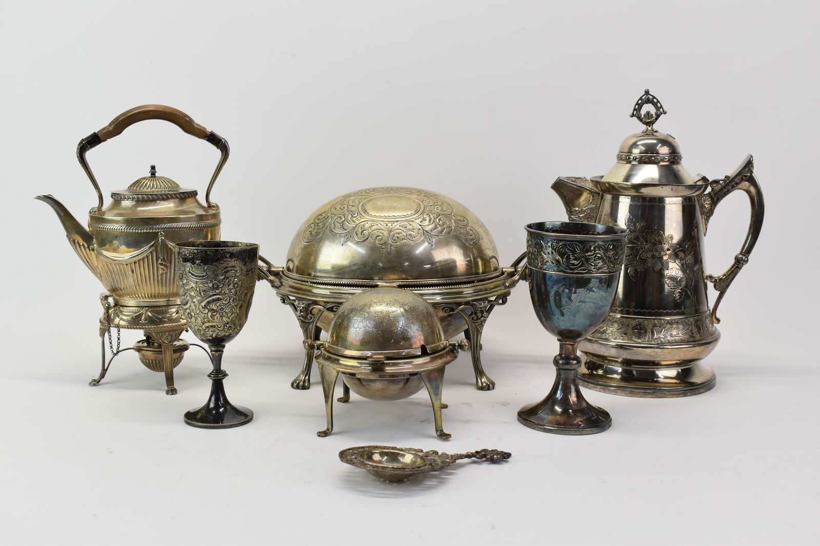 Roberts and Belk Silver Plated Hot Water Kettle on Stand (1 of 16)