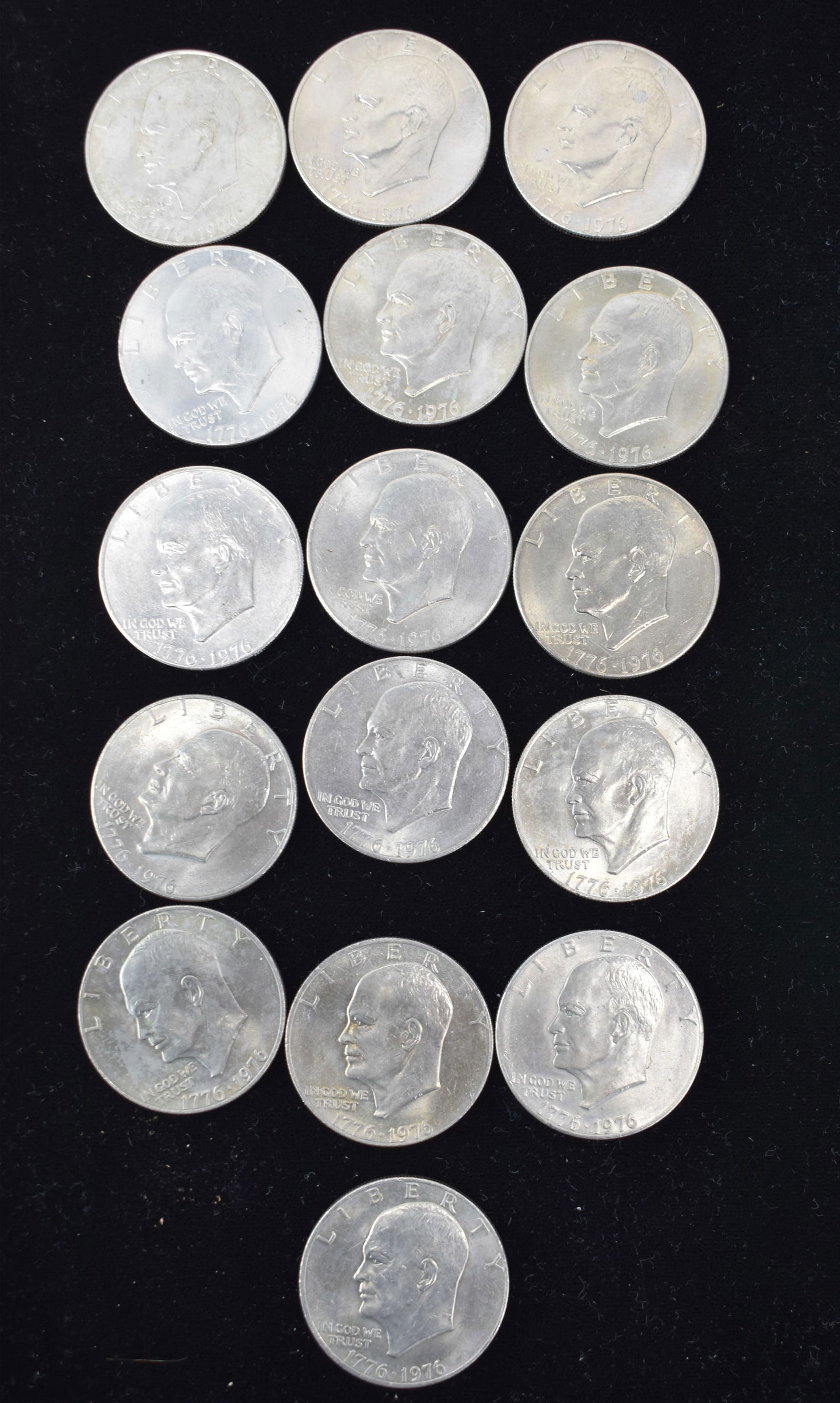 Sixteen 1776-1976 Eisenhower One Dollar US Bicentennial Coins (1 of 10)