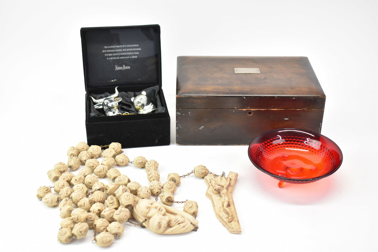 Group of Assorted Articles (1 of 8)