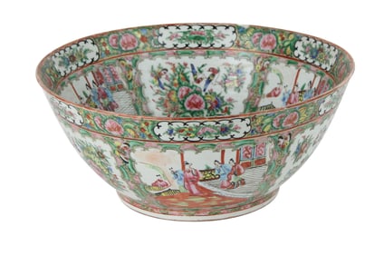 Chinese Export Rose Medallion Porcelain Punch Bowl