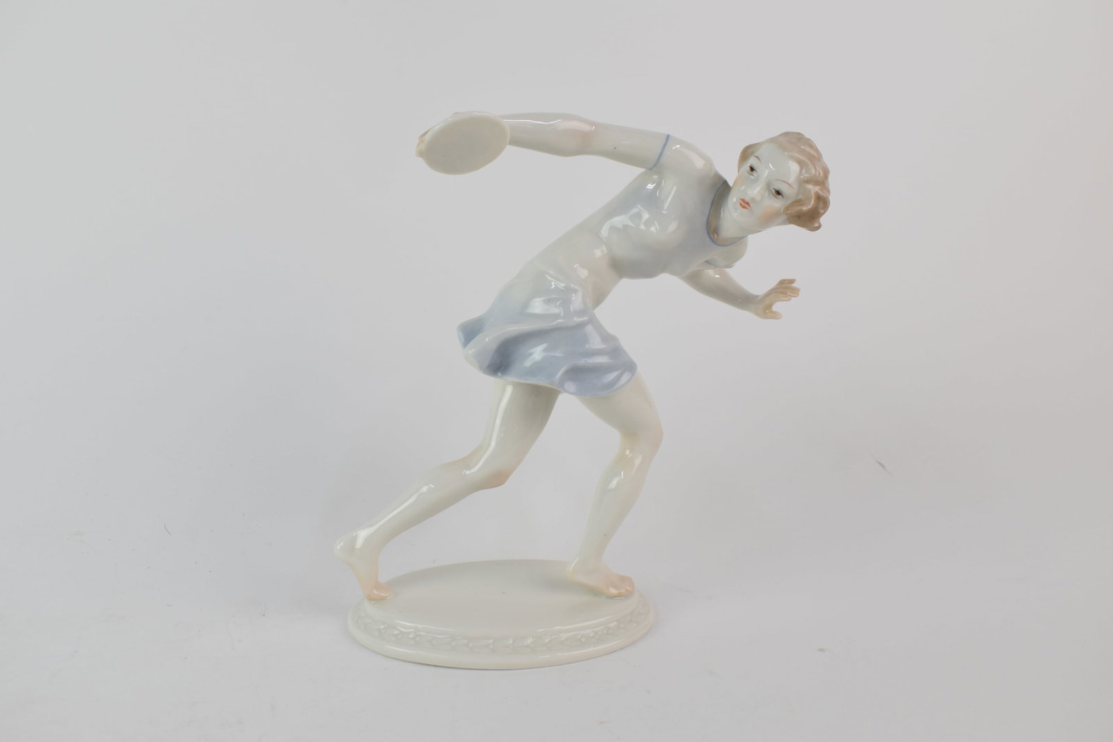 Karl Tutter for Hutschenreuther, Female Discus Thrower (1 of 7)