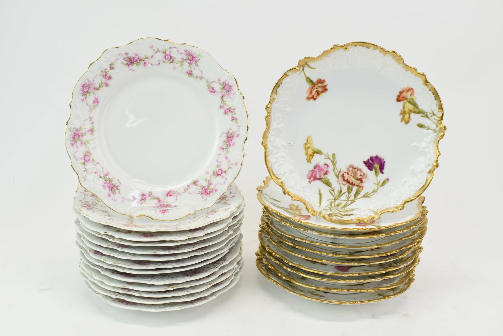Set of 13 Prussian Floral Dessert Plates with Gilt Edge (1 of 13)