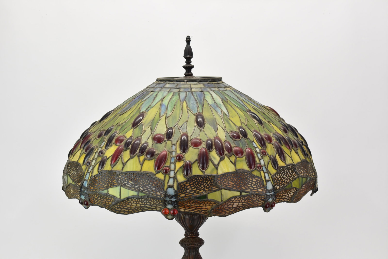 Stained Glass Dragonfly Lampshade (1 of 16)