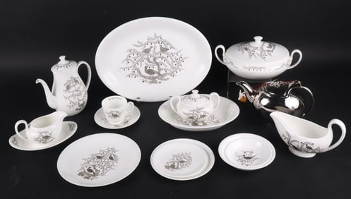Wedgwood "Partridge in a Pear Tree" Dinner Service