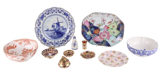 Five Royal Crown Derby Imari Porcelain Table Articles