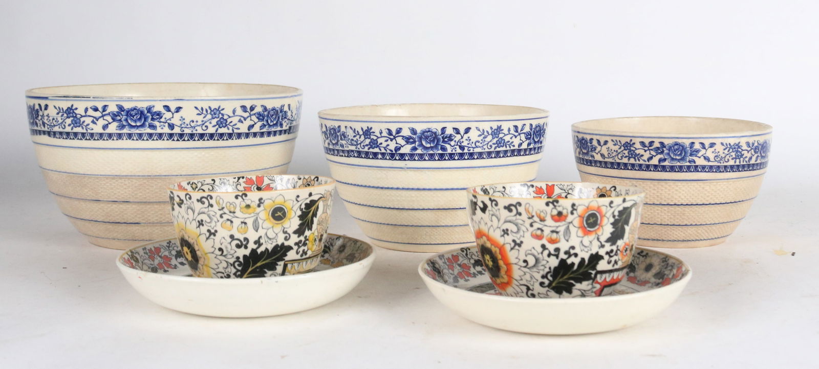 Three Graduated Mixing Bowls (1 of 8)