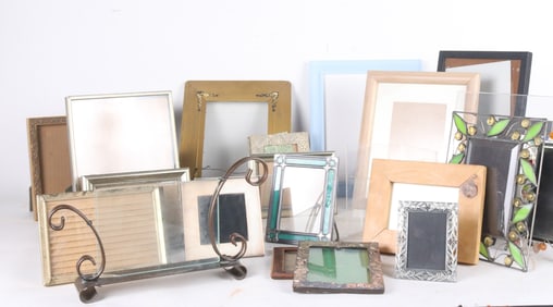 Table Lot of Picture Frames