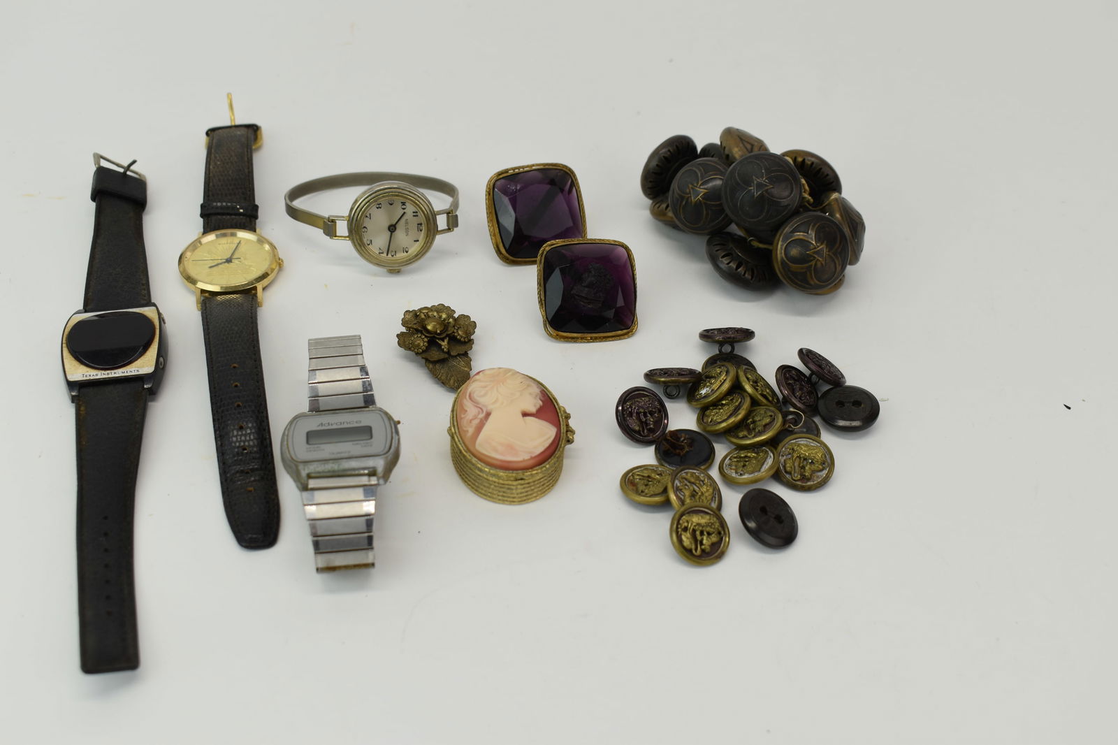 Group of Assorted Buttons and Watches (1 of 10)