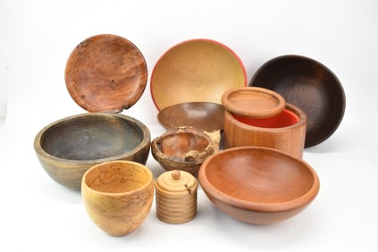 Group of Assorted Modern Kitchenware