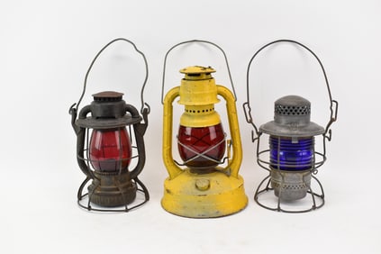 N.Y. N.H. & H Railroad Lantern