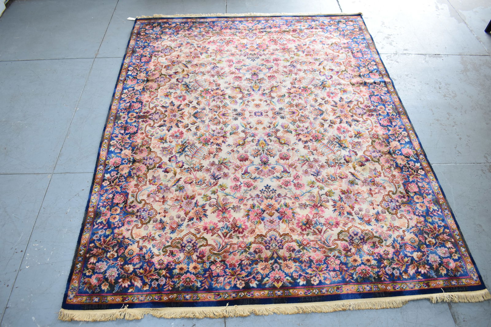 Vintage Karastan Style Room Size Rug: Vintage Karastan Style Room Size RugVintage Karastan Style Room Size Rug. Used condition, some staining. 12 feet long including fringe x 9 feet