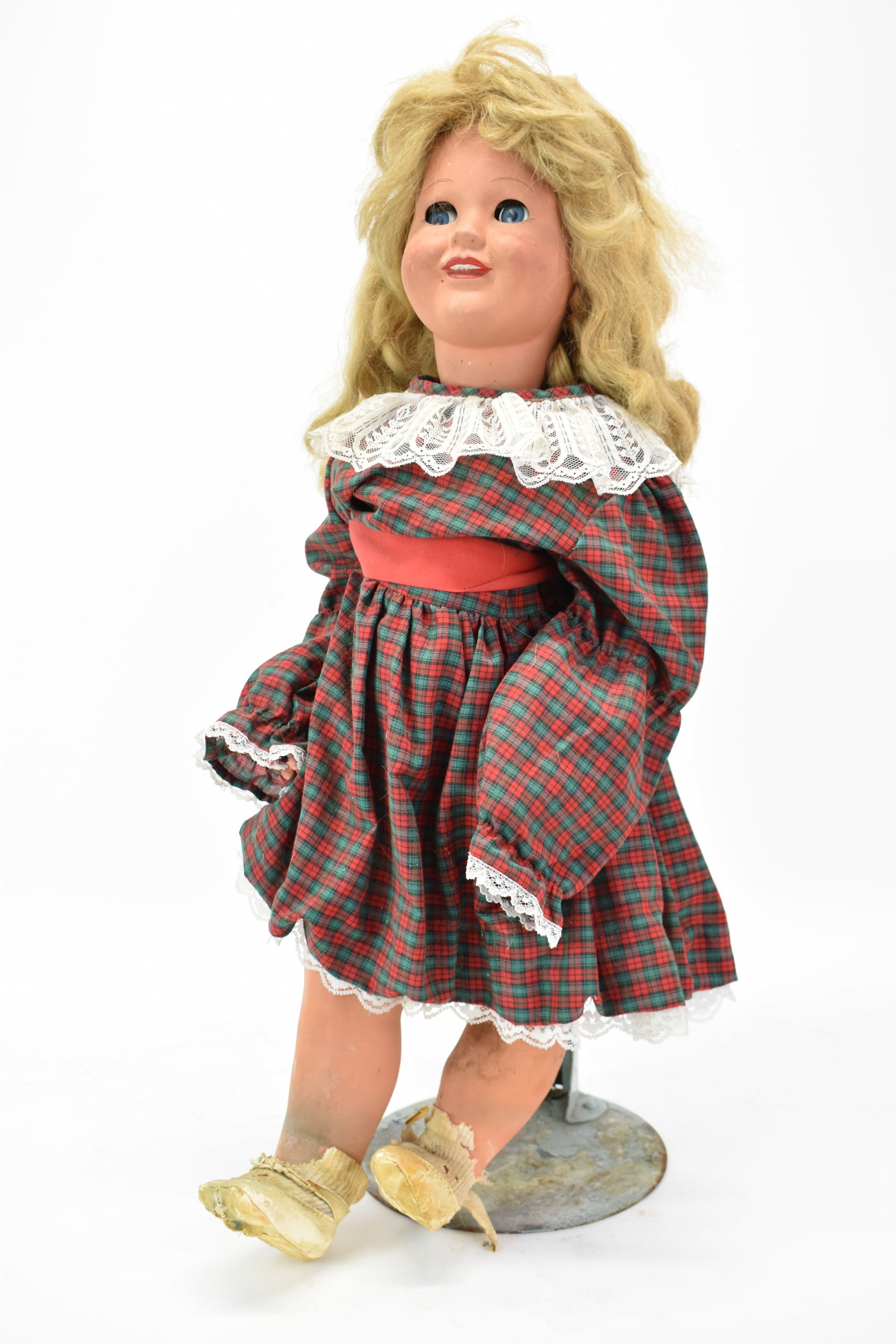 Vintage Open and Shut Eye Bonomi Italy Doll: Vintage Open and Shut Eye Bonomi Italy Doll Vintage Open and Shut Eye Bonomi Italy Doll. Used condition, wear, worn, losses, approximately 26" tall