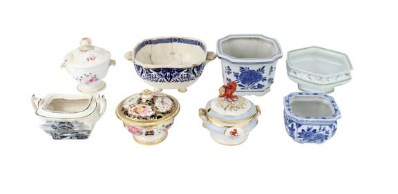 Three Porcelain Covered Sauce Tureens (1 of 13)