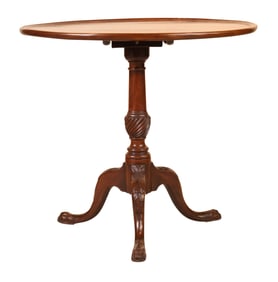 Queen Anne Style Mahogany Tilt-Top Tea Table