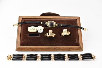 Asian Style Bracelet Marked 14K 585