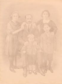 Elsie Manville, 1922, Family Portrait, Pencil on Paper