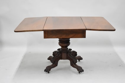 Antique Federal Mahogany Drop Leaf Table