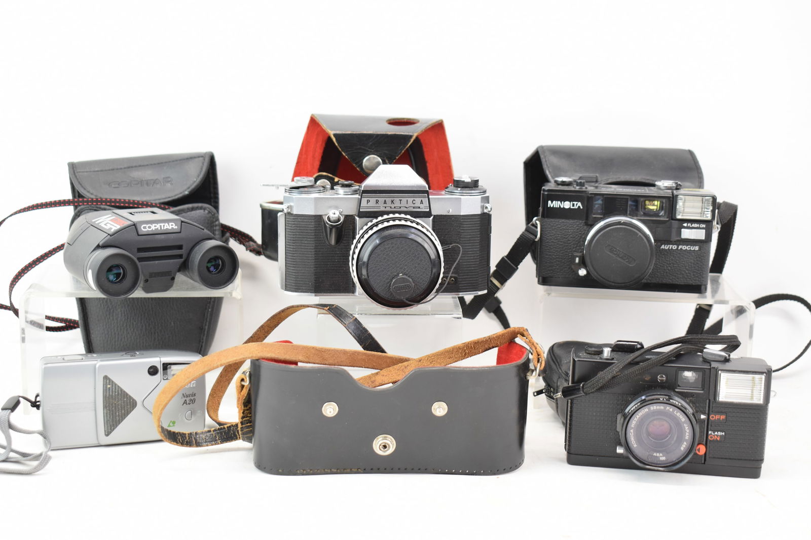 Vintage Group of Assorted Cameras (1 of 11)