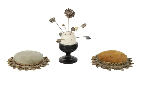 Treen Egg in Cup Form Hairpin Holder