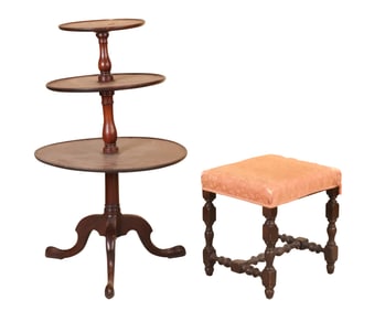 Georgian Mahogany Three-Tier Dumbwaiter