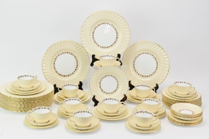 Partial Set of Minton Vineyard Dinnerware Service