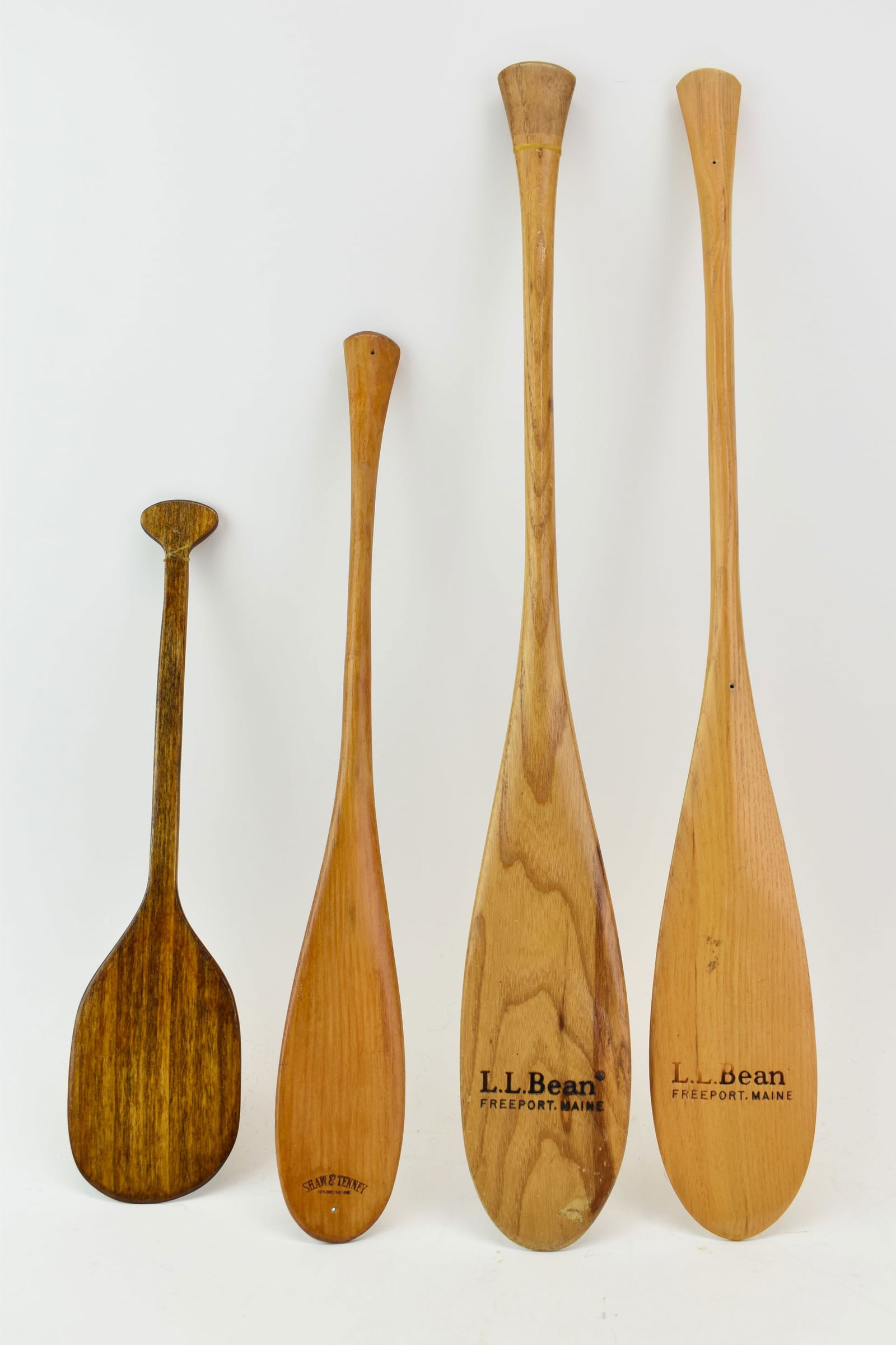 Group of Four Vintage Souvenir Paddles (1 of 8)