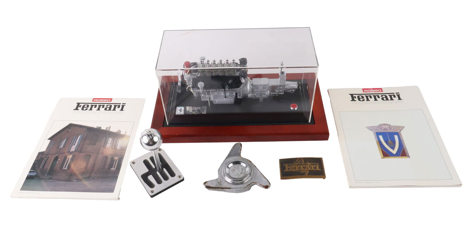 Encased 1:6 Scale Ferrari 250 GTO Motor Replica (1 of 10)