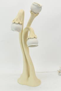 Vintage Modern Calla Lilly Doug Blum Table Lamp: Vintage Modern Calla Lilly Doug Blum Table LampVintage Modern Calla Lilly Doug Blum Table Lamp. Used condition, 29" tall x 11 1/2" x 8"