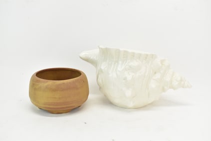 Vintage Ceramic Conch Sea Shell Style Planter